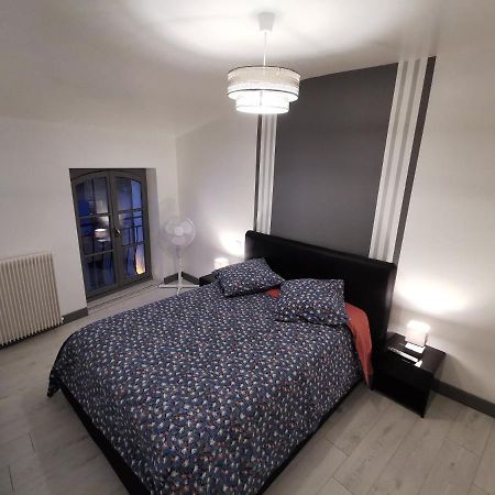Appartement Cosy Entierement Equipe Villeneuve-sur-Lot Exterior photo
