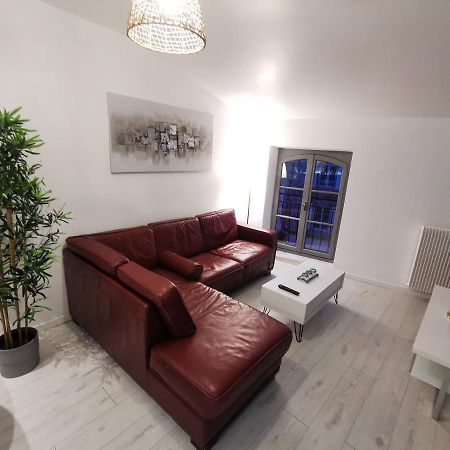 Appartement Cosy Entierement Equipe Villeneuve-sur-Lot Exterior photo